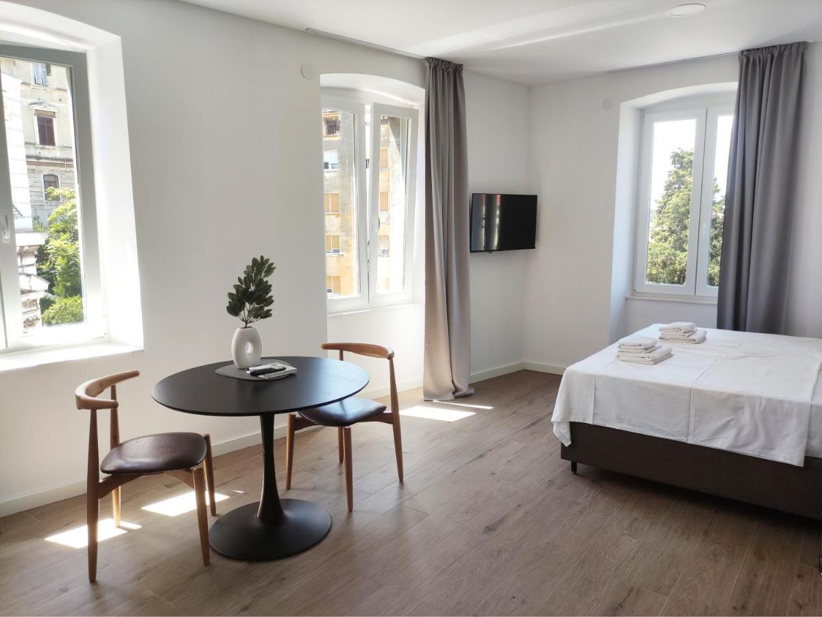Nik Studio Apartments Pula Exterior photo