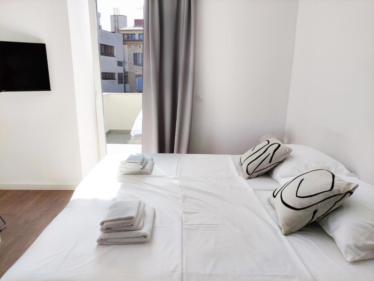 Nik Studio Apartments Pula Exterior photo