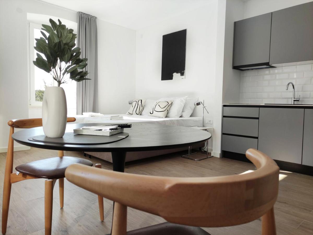 Nik Studio Apartments Pula Exterior photo
