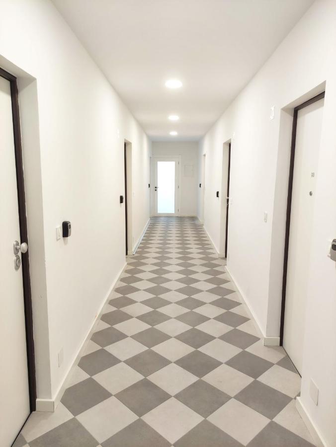 Nik Studio Apartments Pula Exterior photo