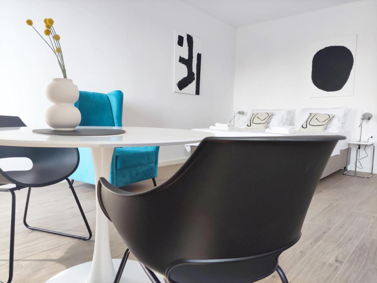 Nik Studio Apartments Pula Exterior photo